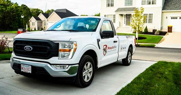 Mosquito Mike Franchise Welcomes New Franchisee in Utah!