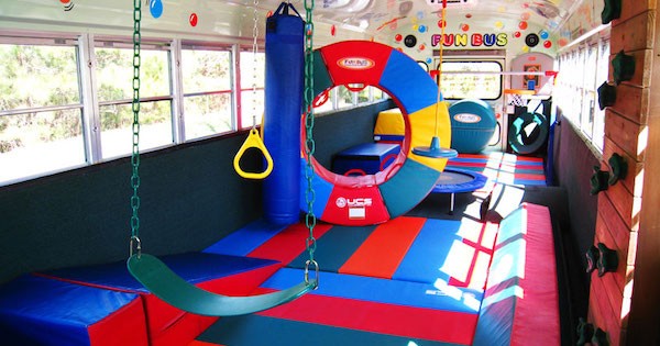 FUN BUS Welcomes Its Newest Franchisee to Texas!