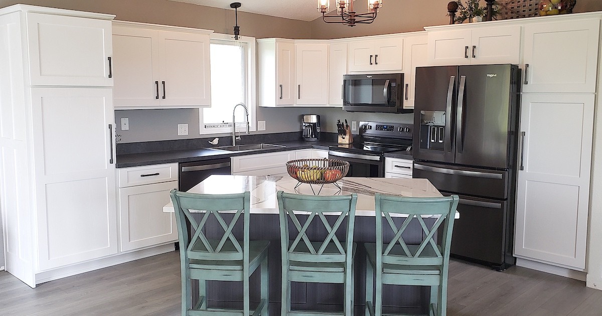 Kitchen Refresh Franchise Closes a Deal In Iowa!