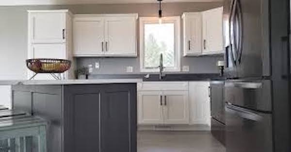 Kitchen Refresh Closes a Deal in MN