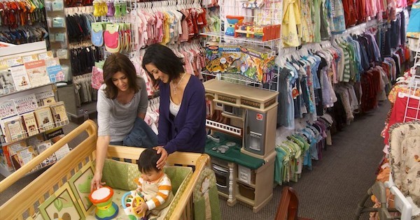 IFPG Franchise Partner Once Upon a Child Closes a Deal in Canada!